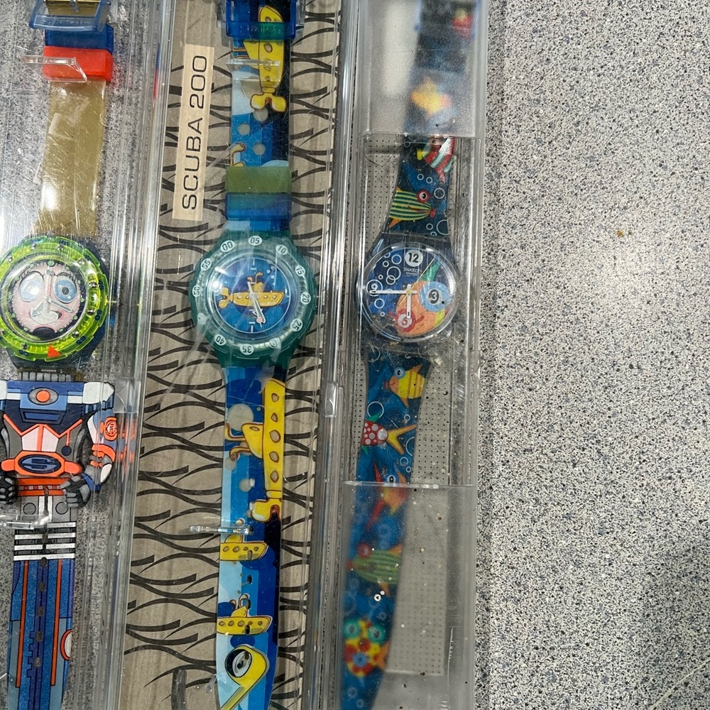 Lot of vintage 3 swatch watches yellow submarine Beatles robot fish never worn